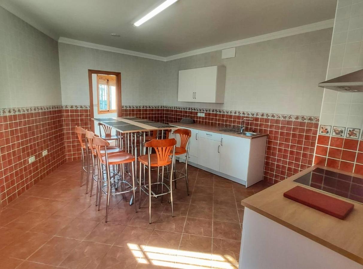 Casa Amplia Con Terraza En La Vinuela Villa Buitenkant foto